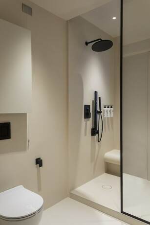 Imagen de la habitación del Hotel Palazzo Durazzo Suites. Foto 12