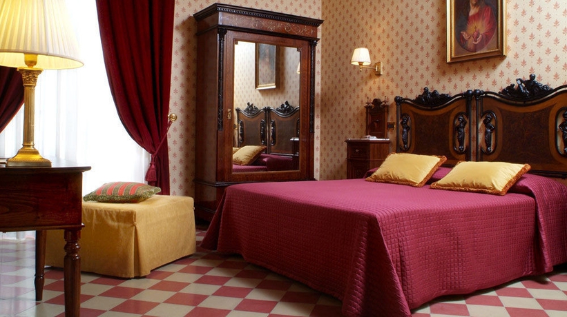 Imagen de la habitación del Hotel Palazzo Failla. Foto 8