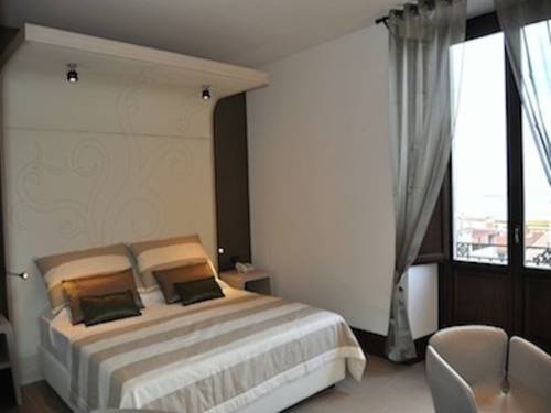 Imagen de la habitación del Hotel Palazzo Fortunato. Foto 11