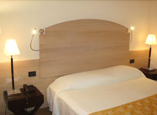 Imagen de la habitación del Hotel Palazzo Foti. Foto 12