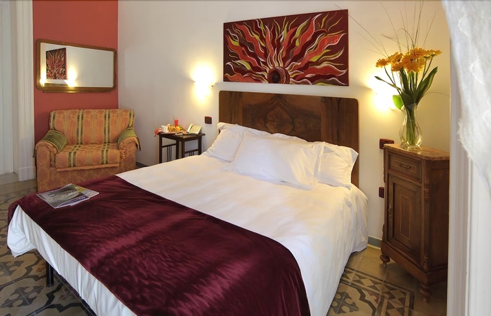 Imagen de la habitación del Hotel Palazzo Giaracà. Foto 4