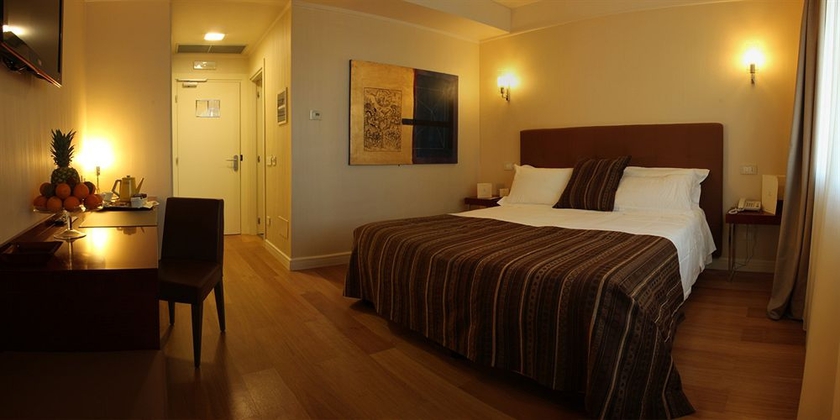 Imagen de la habitación del Hotel Palazzo Giordano Bruno. Foto 5