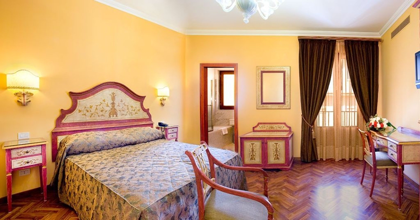 Imagen general del Hotel Palazzo Guardati. Foto 13