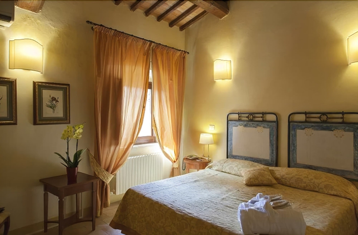 Imagen de la habitación del Hotel Palazzo Guiderocchi. Foto 13