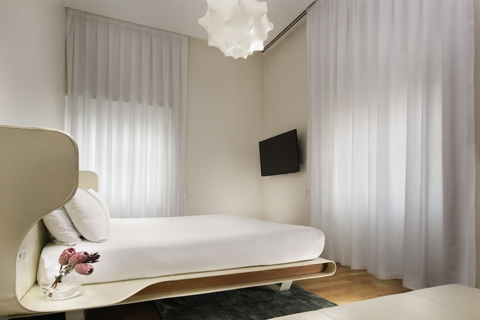 Imagen de la habitación del Hotel Palazzo Montemartini Rome, A Radisson Collection. Foto 8