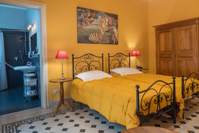 Imagen de la habitación del Hotel Palazzo Pantaleo. Foto 7