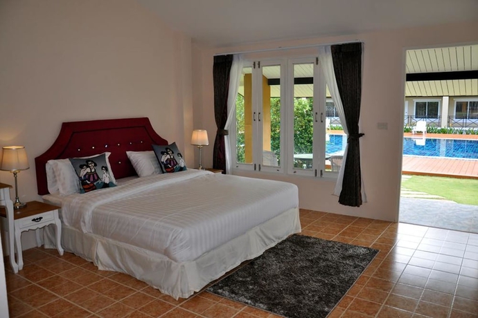 Imagen de la habitación del Hotel Palazzo Pavone Gallery and Resort. Foto 12