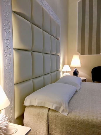 Imagen de la habitación del Hotel Palazzo Pischedda. Foto 15