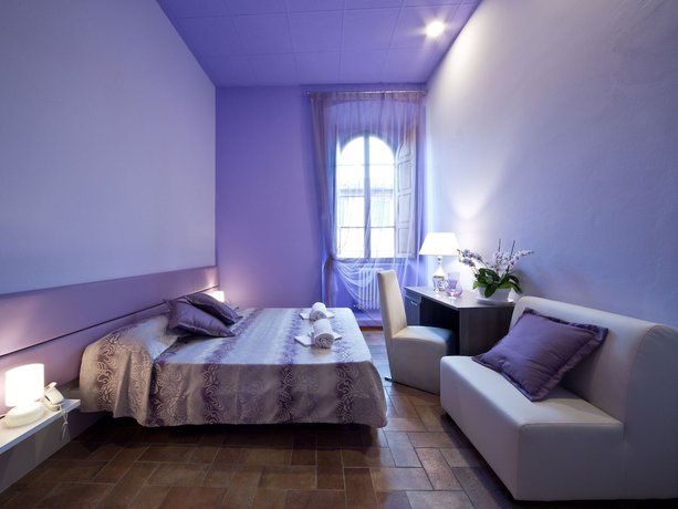 Imagen de la habitación del Hotel Palazzo Renieri. Foto 9