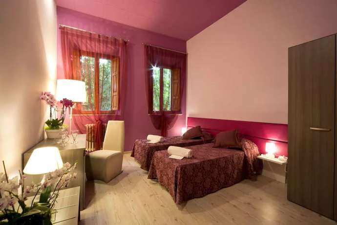 Imagen de la habitación del Hotel Palazzo Renieri. Foto 14