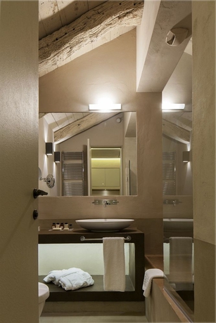 Imagen de la habitación del Hotel Palazzo Righini. Foto 6