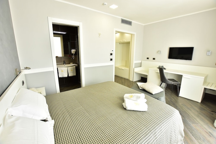 Imagen de la habitación del Hotel Palazzo Rosenthal Vesuview. Foto 10