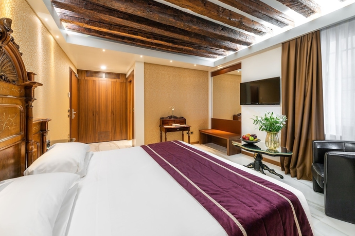 Imagen de la habitación del Hotel Palazzo San Lorenzo. Foto 12