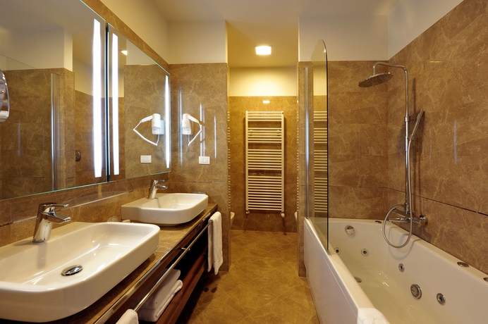 Imagen de la habitación del Hotel Palazzo San Lorenzo and Spa. Foto 7