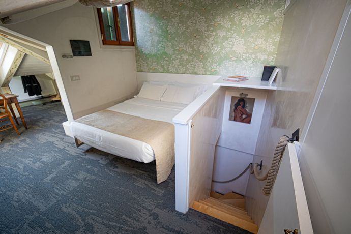 Imagen de la habitación del Hotel Palazzo San Luca. Foto 3