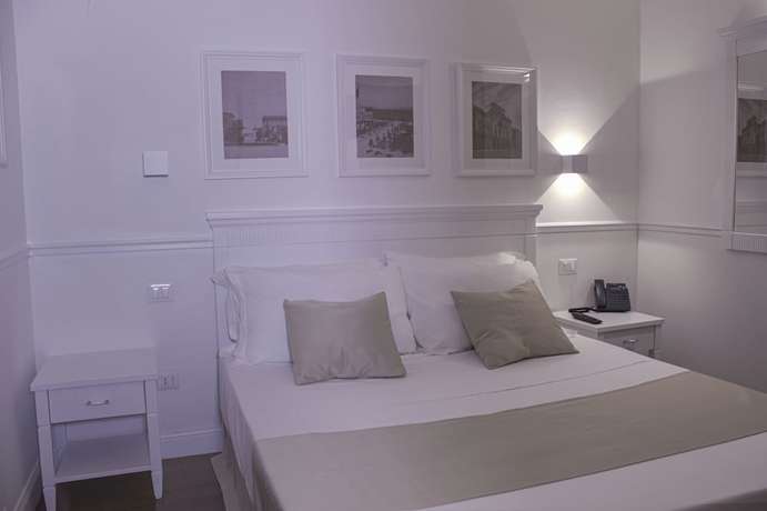 Imagen de la habitación del Hotel Palazzo Sant\'Elena. Foto 8