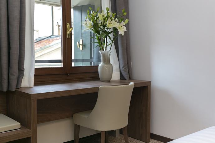 Imagen de la habitación del Hotel Palazzo Scamozzi. Foto 17