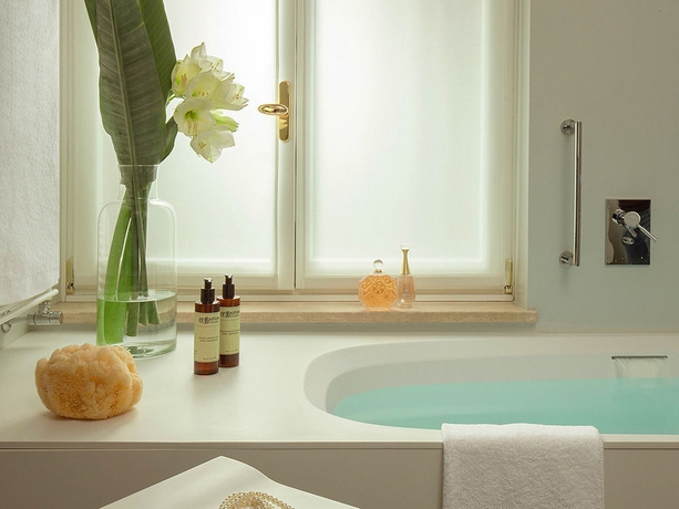 Imagen de la habitación del Hotel Palazzo Scanderbeg. Foto 5