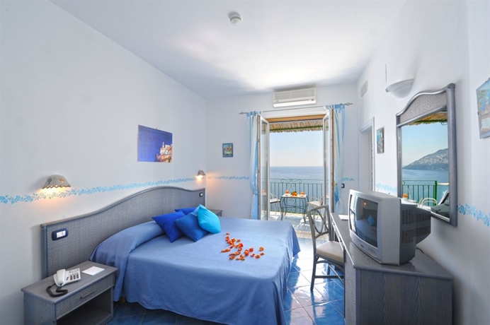 Imagen de la habitación del Hotel Palazzo Talamo. Foto 7