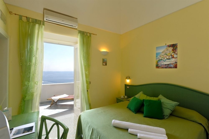 Imagen de la habitación del Hotel Palazzo Talamo. Foto 10