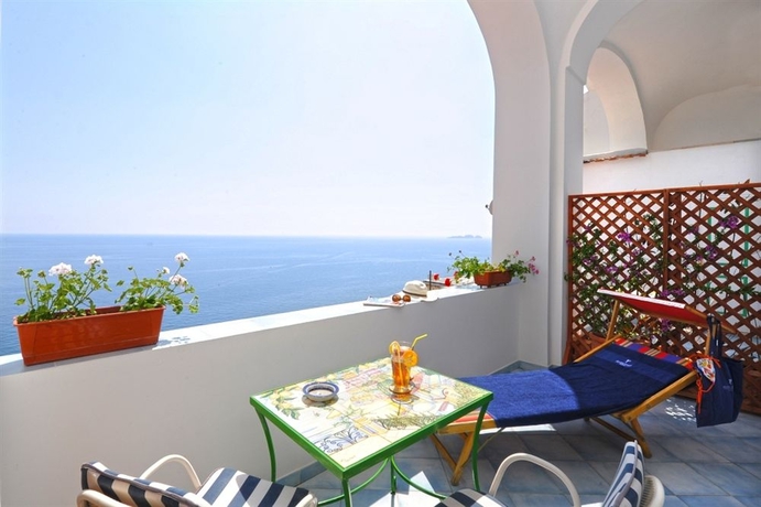 Imagen de los exteriores del Hotel Palazzo Talamo. Foto 13