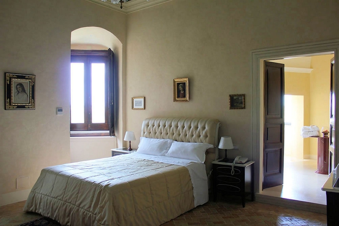 Imagen de la habitación del Hotel Palazzo Viceconte. Foto 1