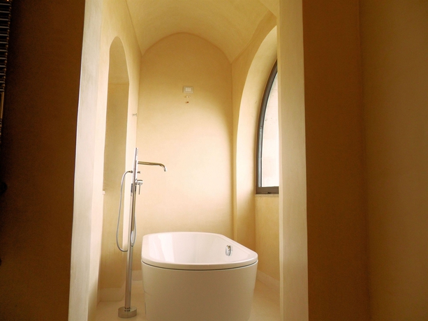 Imagen de la habitación del Hotel Palazzo Viceconte. Foto 8