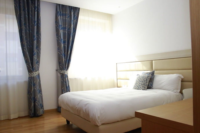 Imagen de la habitación del Hotel Palazzo Virgilio. Foto 11