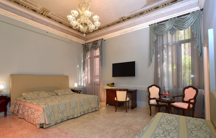 Imagen de la habitación del Hotel Palazzo Vitturi. Foto 14