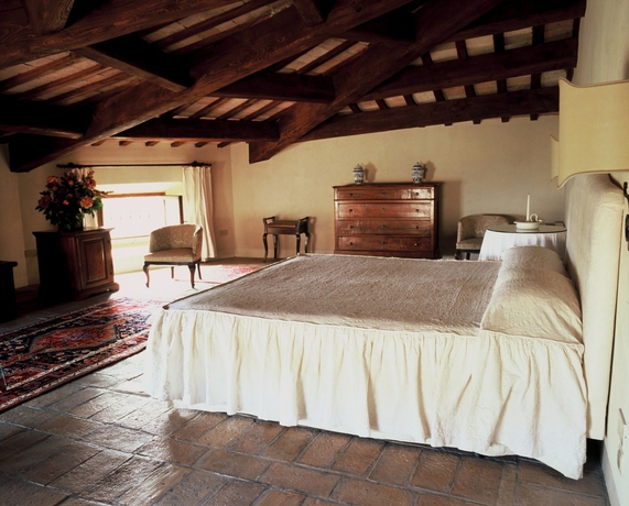 Imagen de la habitación del Hotel Palazzo Viviani Castello Di Montegridolfo. Foto 5