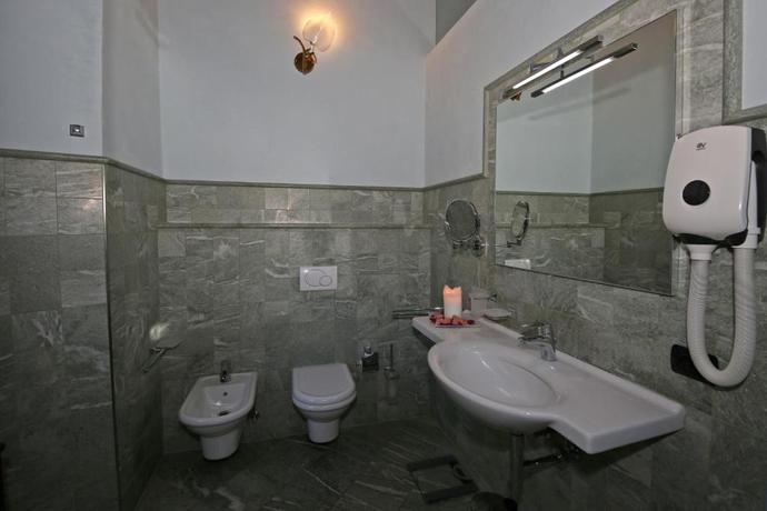 Imagen de la habitación del Hotel Palazzo del Vicer&egrave;. Foto 4