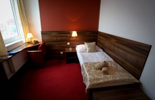 Imagen de la habitación del Hotel Palc&aacute;t. Foto 7