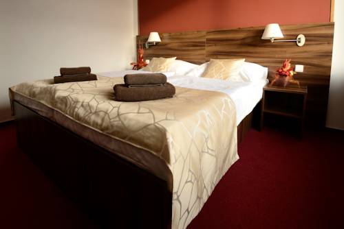 Imagen de la habitación del Hotel Palc&aacute;t. Foto 14