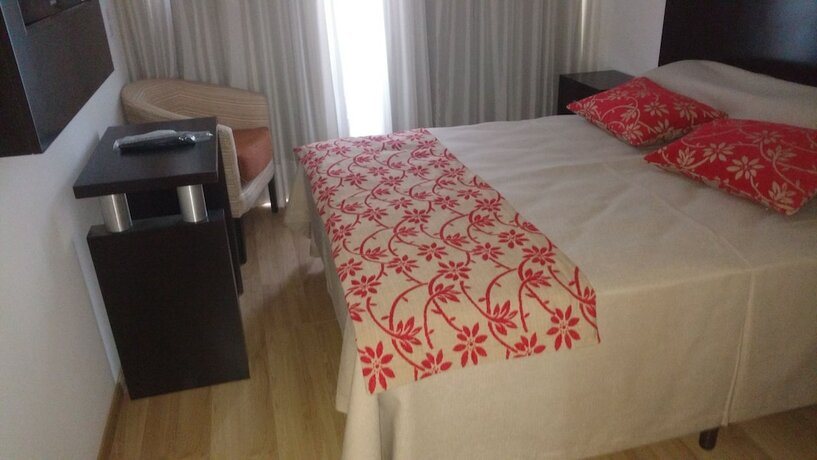 Imagen de la habitación del Hotel Palermo Bridge. Foto 19