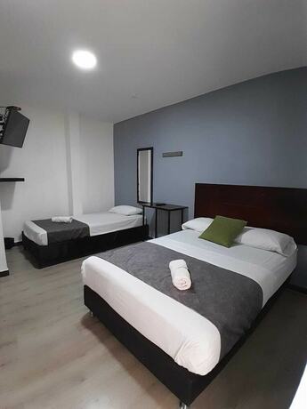 Imagen de la habitación del Hotel Palermo Real. Foto 19