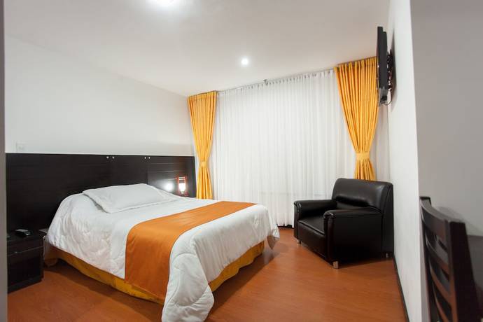 Imagen de la habitación del Hotel Palermo Suite. Foto 7