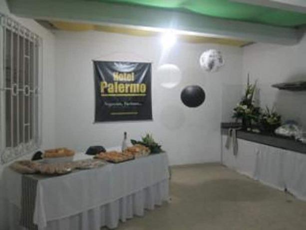 Imagen del bar/restaurante del Hotel Palermo Suite. Foto 4