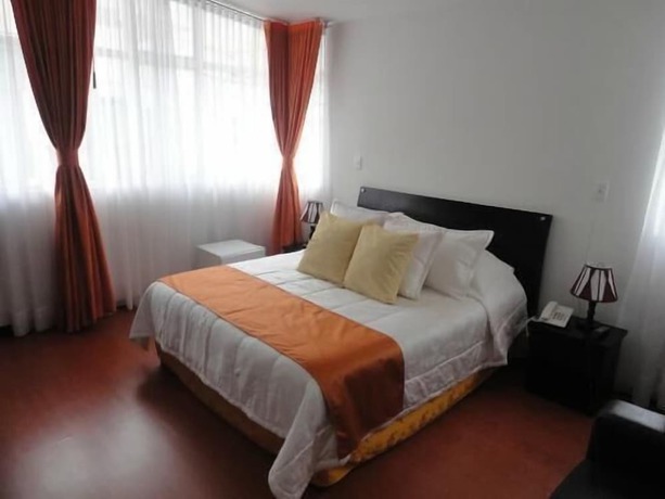 Imagen de la habitación del Hotel Palermo Suite. Foto 10