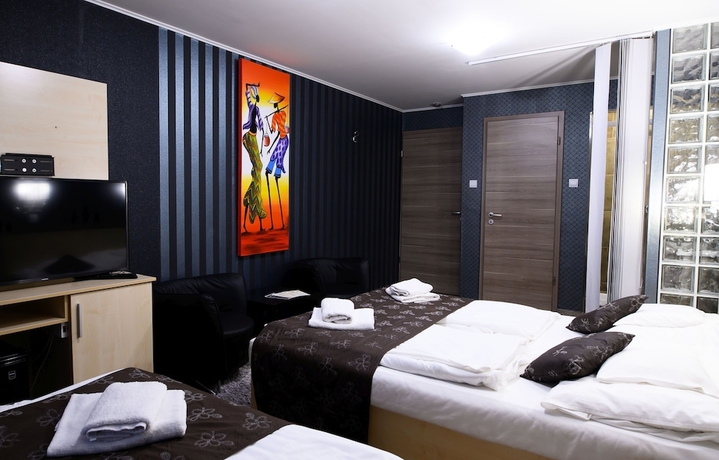 Imagen de la habitación del Hotel Palerm&oacute; Panzi&oacute;. Foto 14
