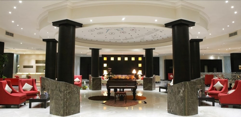 Imagen de los interiores del Hotel Palestine Montaza Alexandria. Foto 16