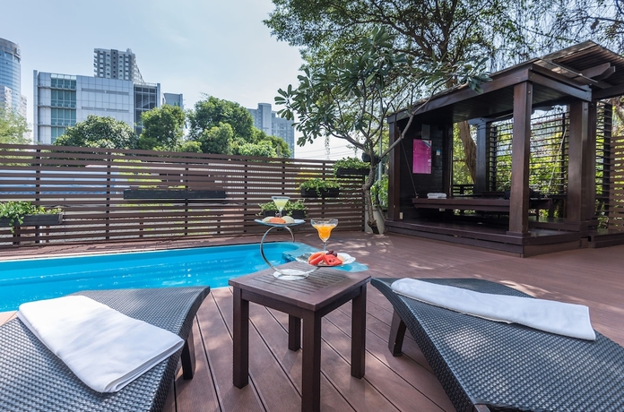 Imagen de la piscina del Hotel Palette Hi Bangkok. Foto 19