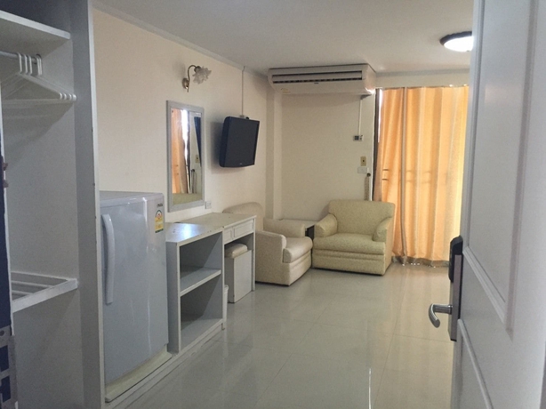 Imagen de la habitación del Hotel Palette Jomtien Longstay. Foto 9