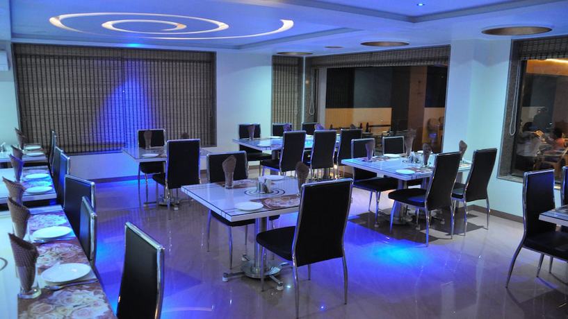 Imagen del bar/restaurante del Hotel Palette - Ocean Inn. Foto 2