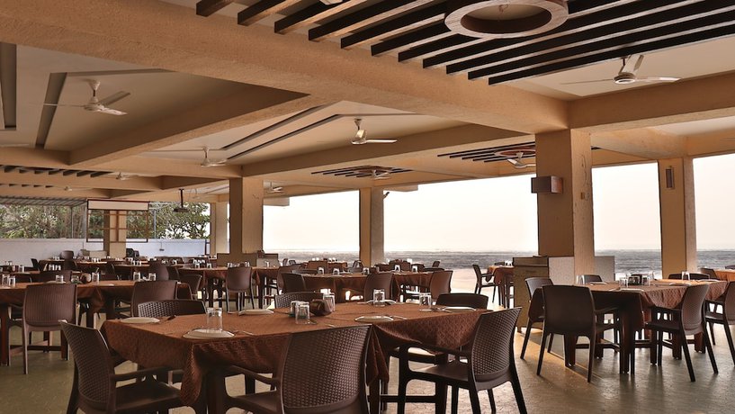 Imagen del bar/restaurante del Hotel Palette - Ocean Inn. Foto 3