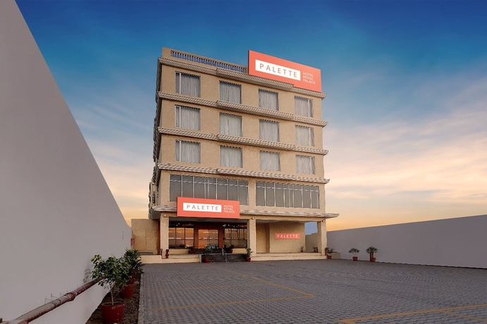 Imagen general del Hotel Palette - Royal Palace Morbi. Foto 1