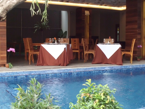 Imagen del bar/restaurante del Hotel Palette Seminyak. Foto 4