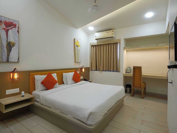 Imagen de la habitación del Hotel Palette The Royal Castle Resort Rajkot. Foto 7