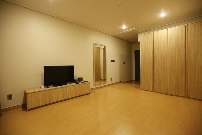 Imagen de la habitación del Hotel Palgong Emillia. Foto 2