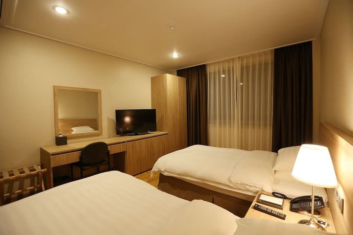 Imagen de la habitación del Hotel Palgong Emillia. Foto 15