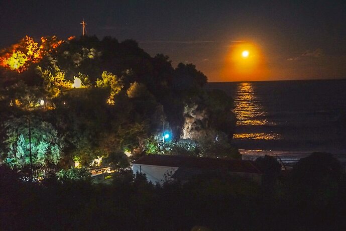 Imagen de la habitación del Hotel Palia Damouchari. Foto 15